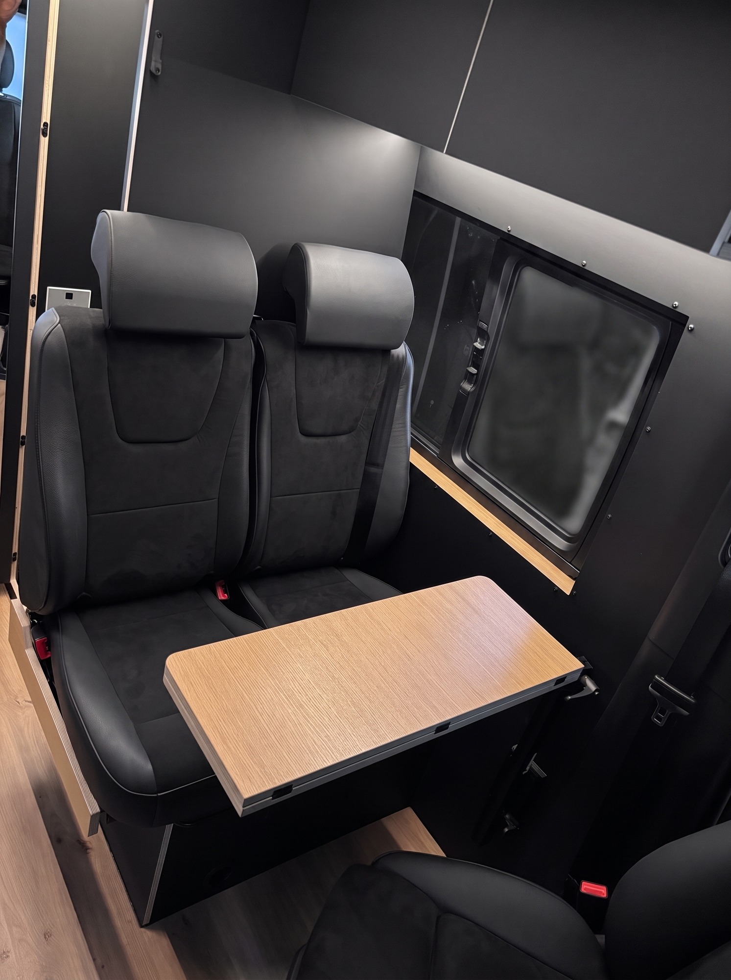 Offtrack Camper – Pre-Owned Sprinter Six Cross