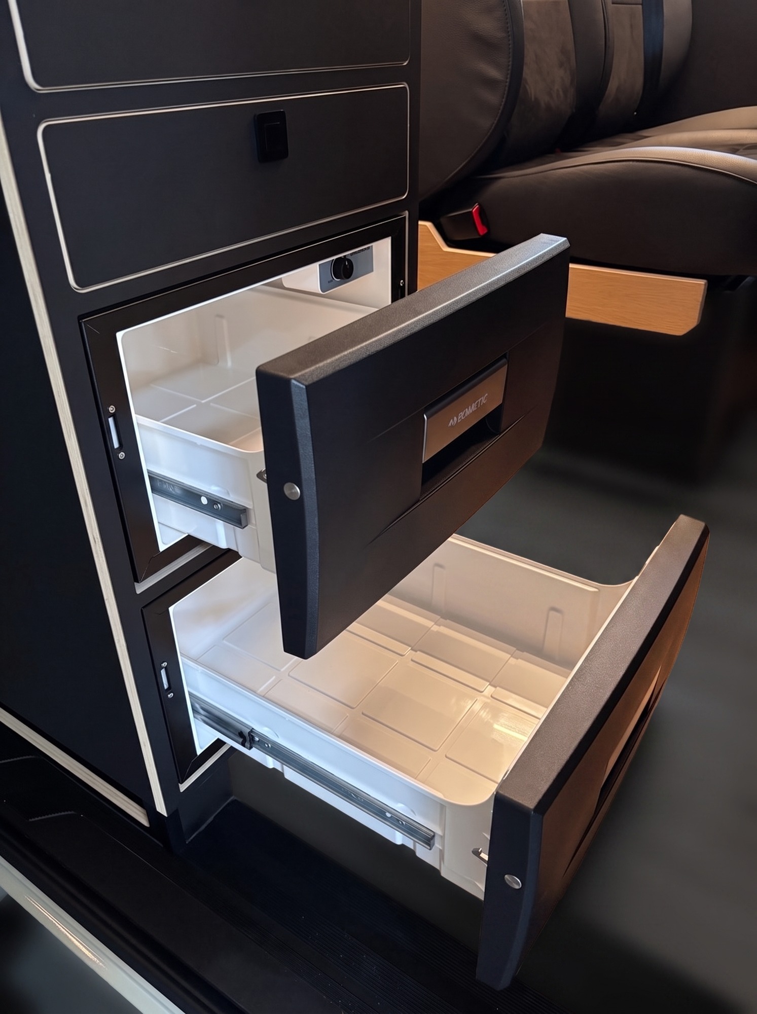 Offtrack Camper – Pre-Owned Sprinter Six Cross