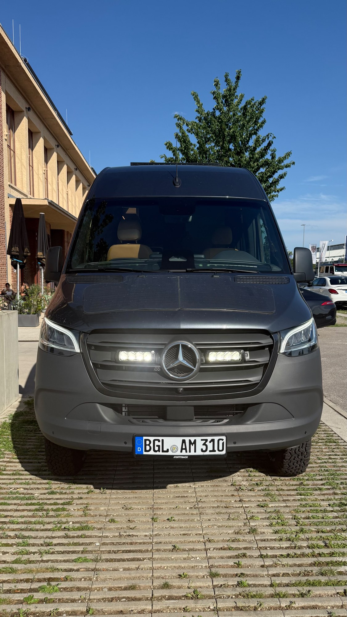 Offtrack Camper – Pre-Owned Sprinter Six Cross