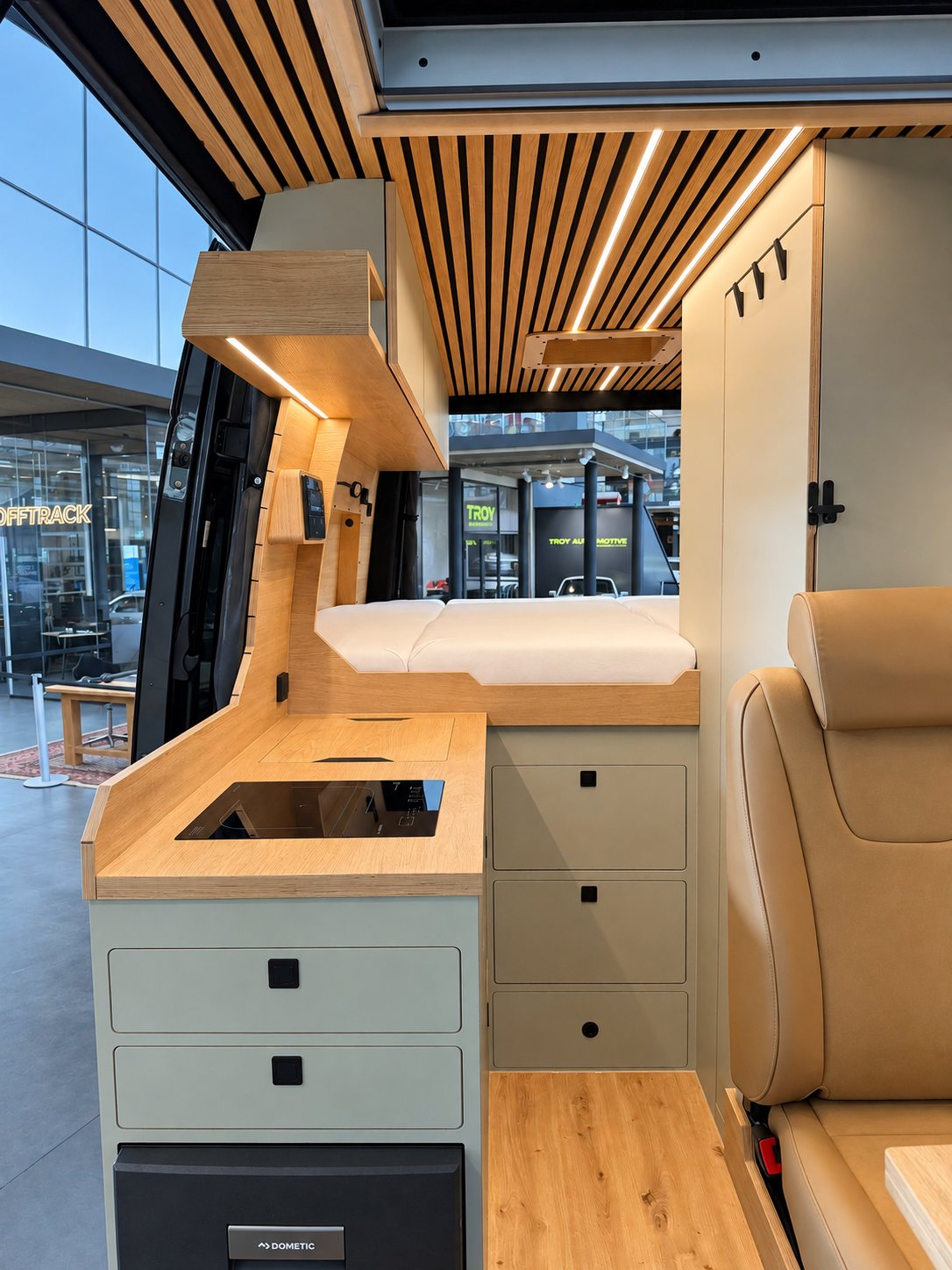 Offtrack Camper – Pre-Owned Sprinter Six Cross