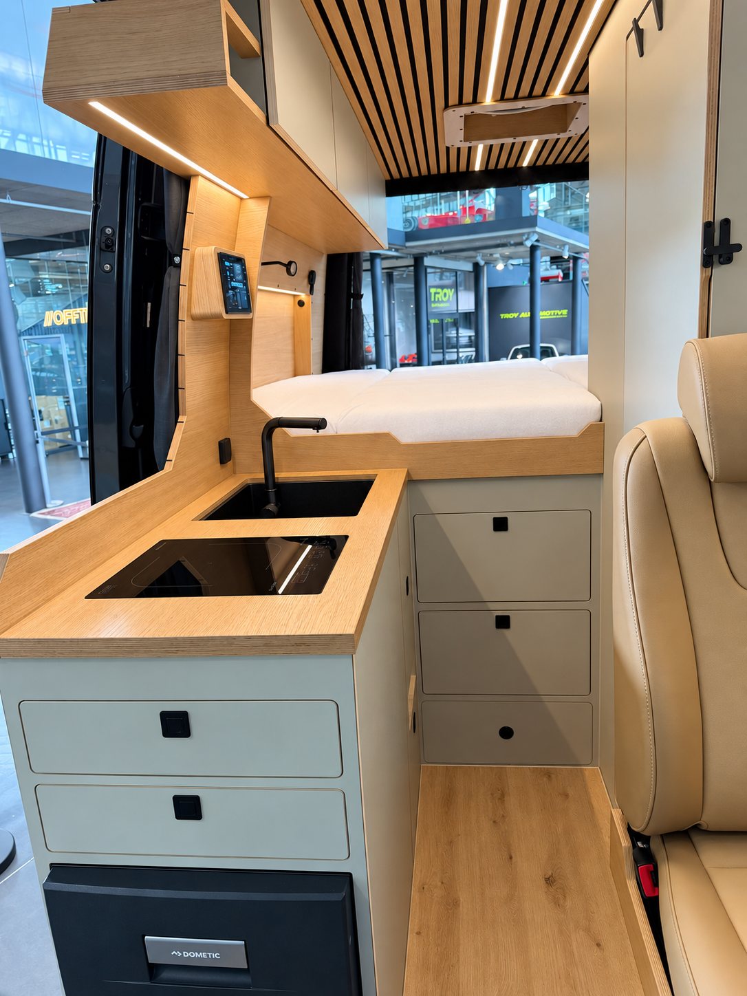 Offtrack Camper – Pre-Owned Sprinter Six Cross