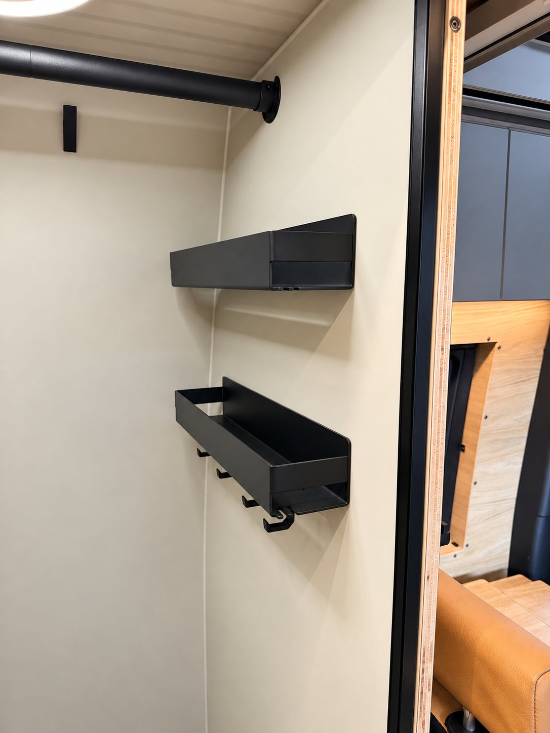 Offtrack Camper – Pre-Owned Sprinter Six Cross