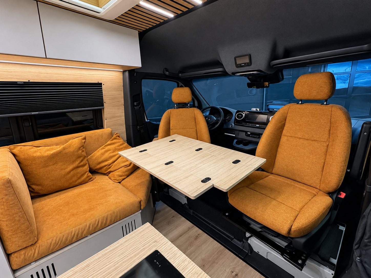 Offtrack Camper – Pre-Owned Sprinter Six Cross