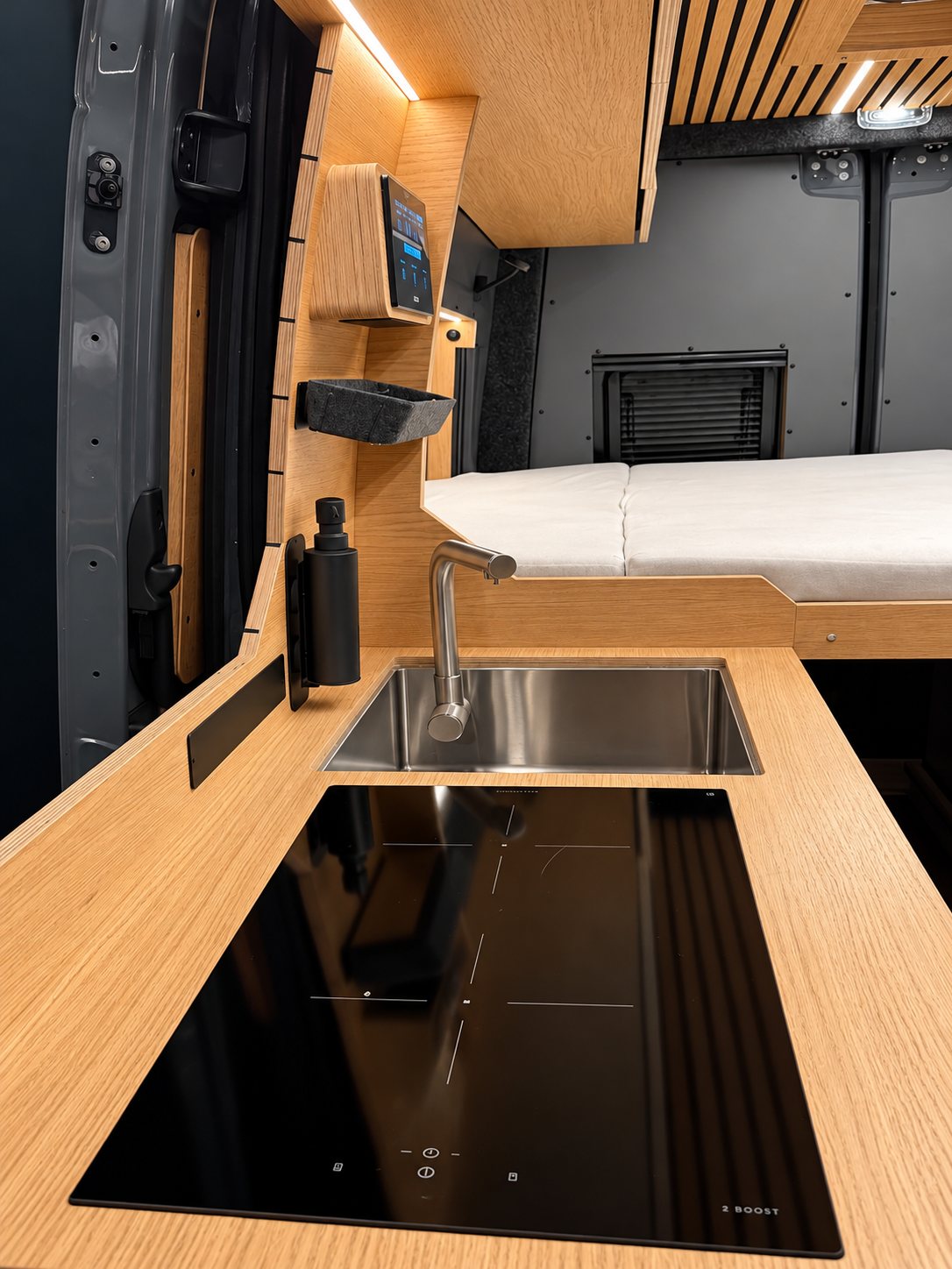 Offtrack Camper – Pre-Owned Sprinter Six Cross