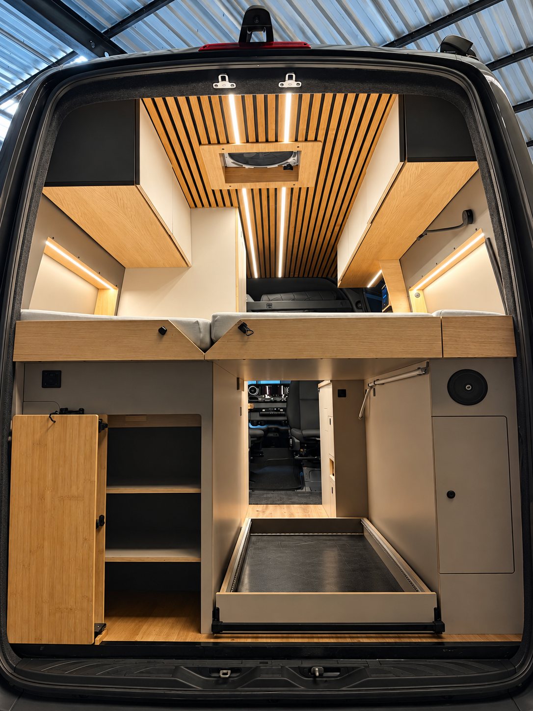 Offtrack Camper – Pre-Owned Sprinter Six Cross