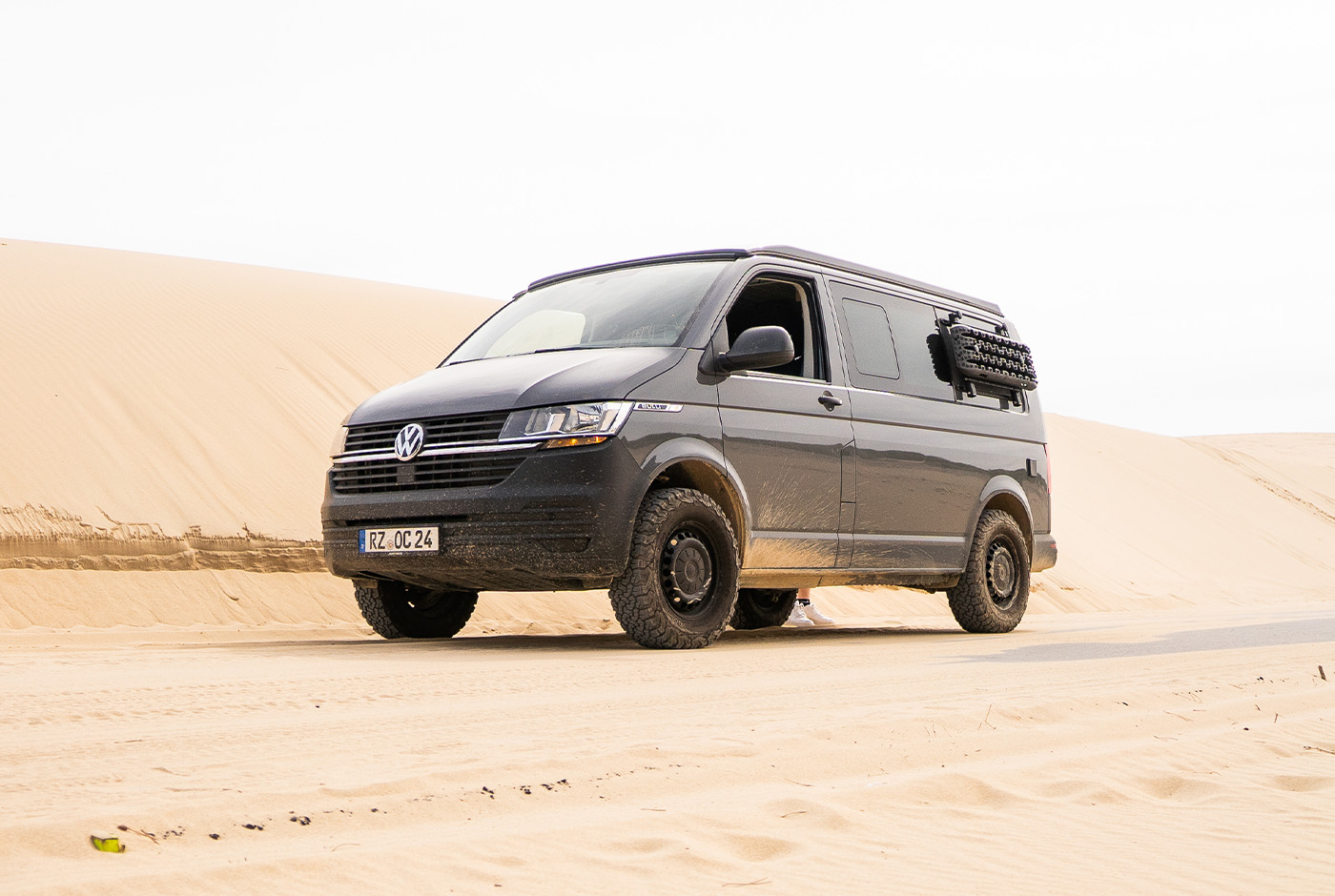 T6 Sand